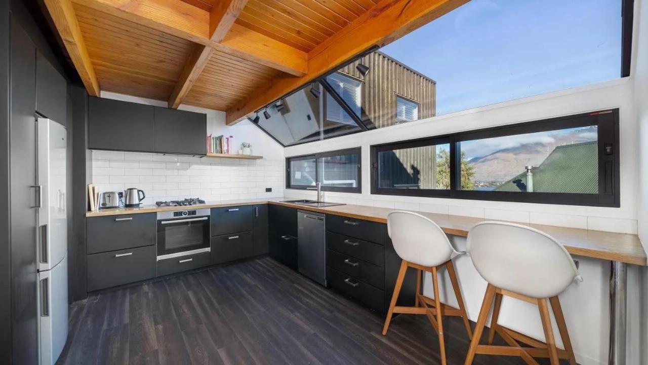 Ferienhaus Queenstown Hill, Mountain & Lake Views, 10Mins To City Centre, 10Mins To Airport
